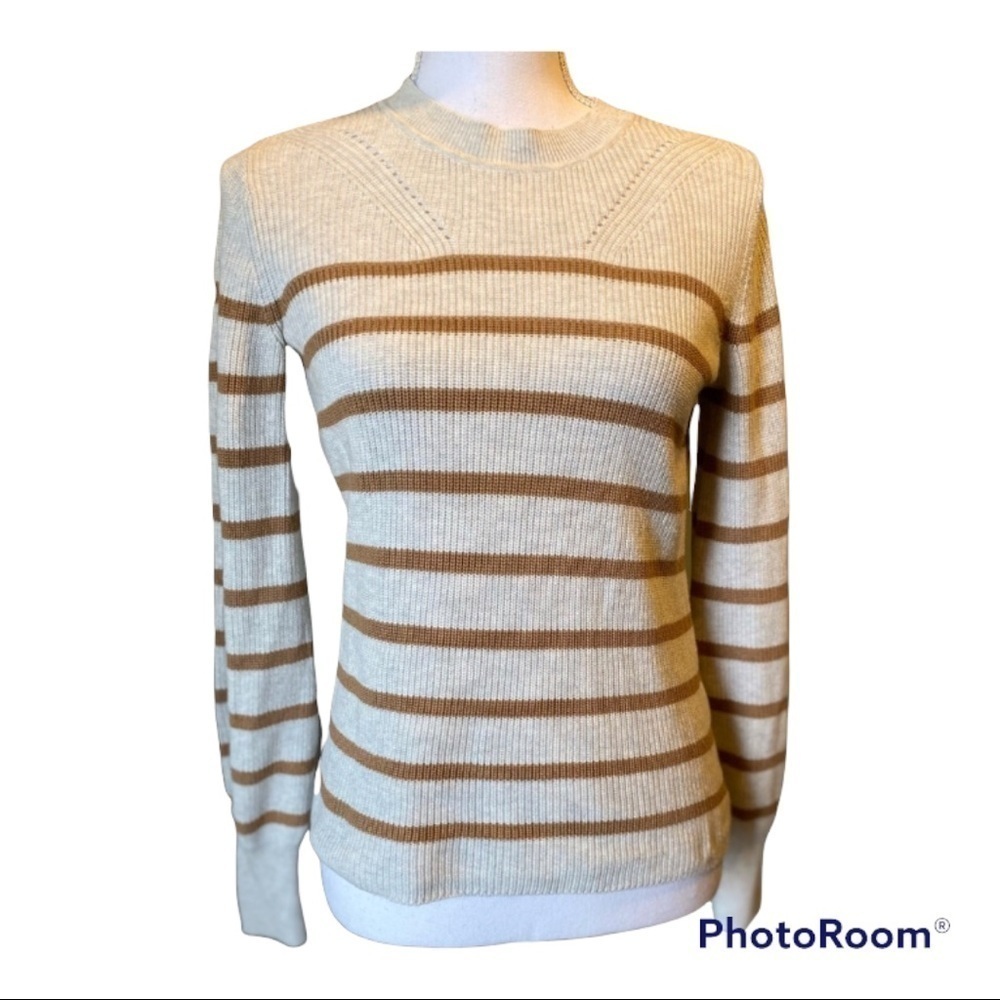 Banana Republic long sleeve striped sweater size xs